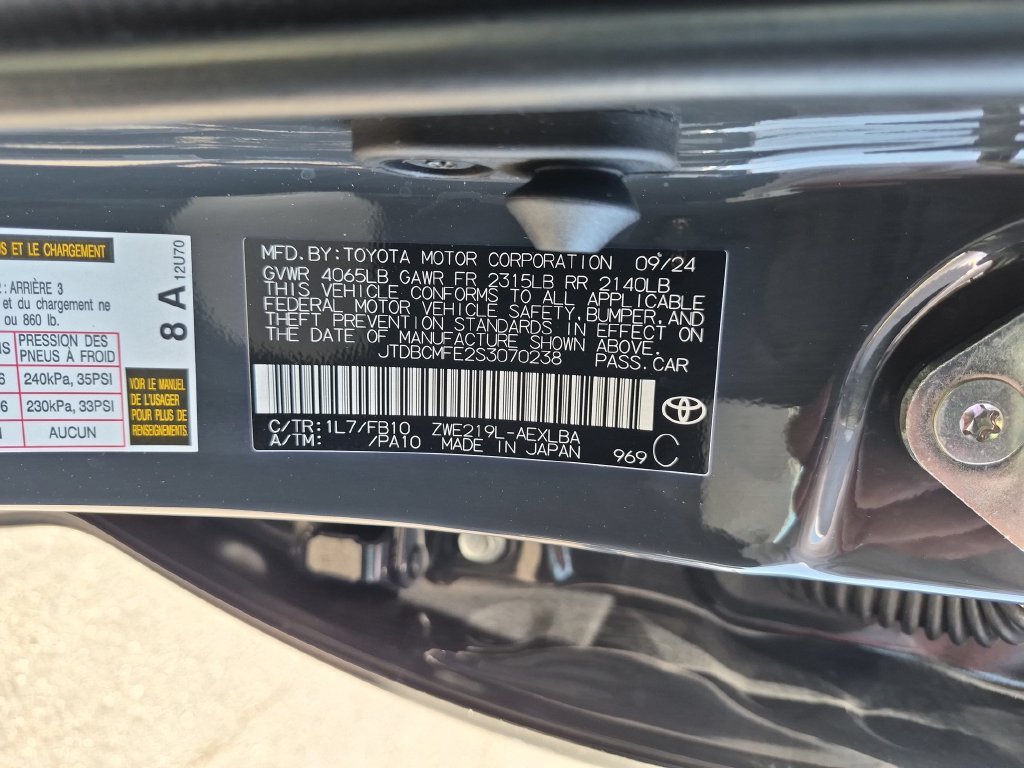 Used 2025  Toyota LE image 35
