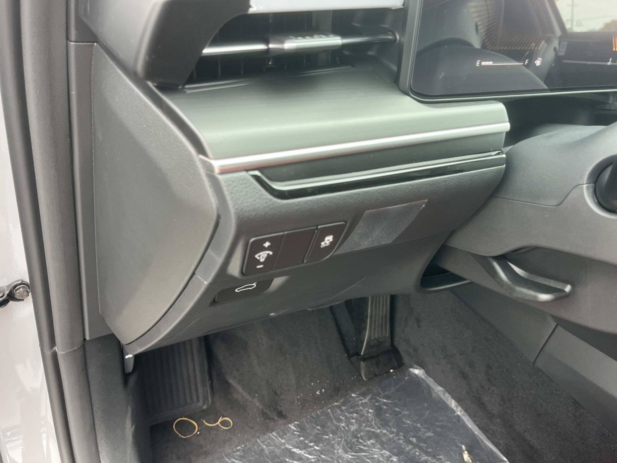 New 2026 Wolf Gray Kia GT-Line image 25