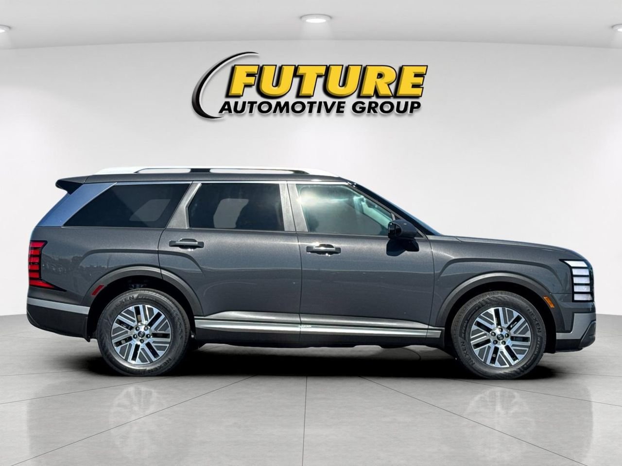 New 2026 Gray Hyundai SEL 7P image 2