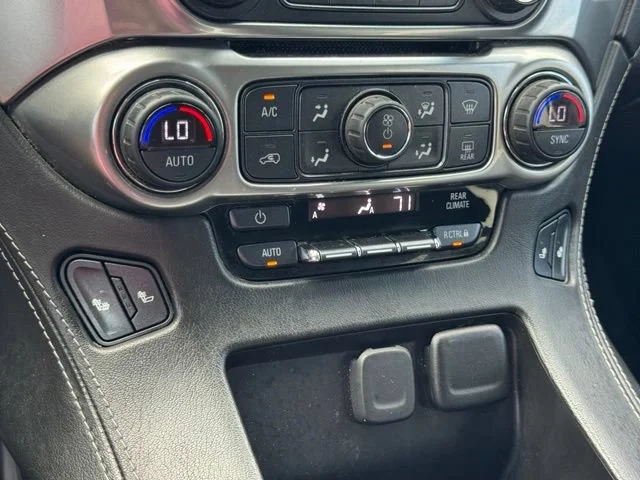 Used 2018 SUMMIT WHITE Chevrolet LT image 37