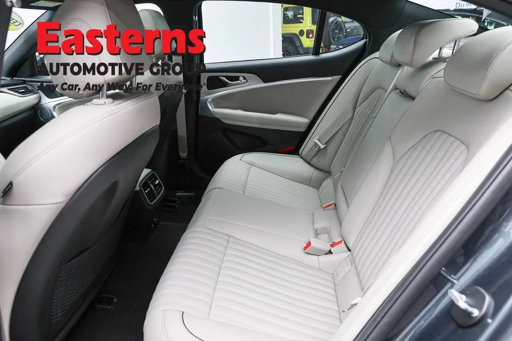 Used 2023 Green Genesis 2.0T image 23