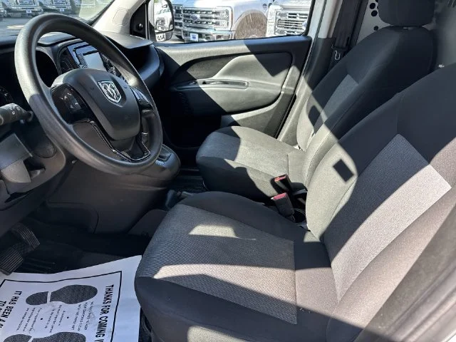 Used 2022 White Ram Base image 19
