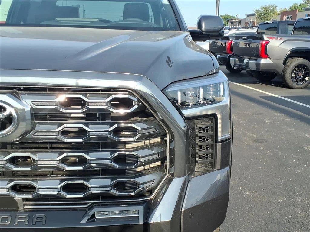 2026 Toyota Tundra Platinum - Photo 23