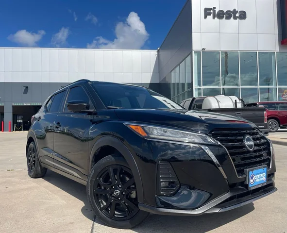 2024 Nissan Kicks SR
