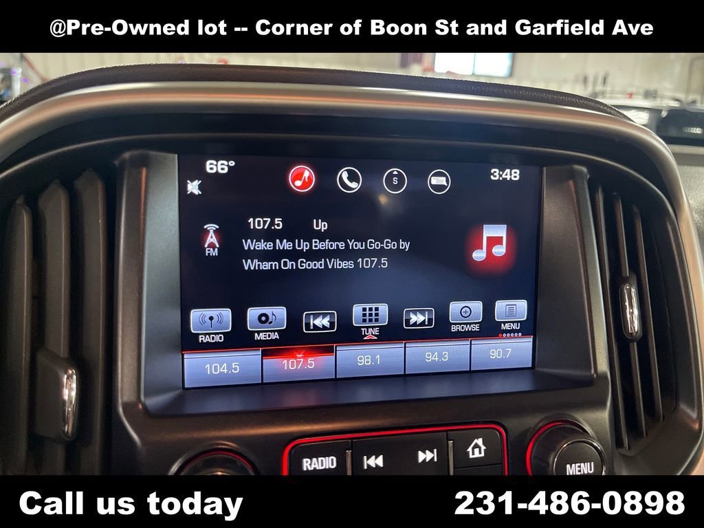 Used 2016 EMERALD GREEN METALLIC GMC 4WD SLT image 23