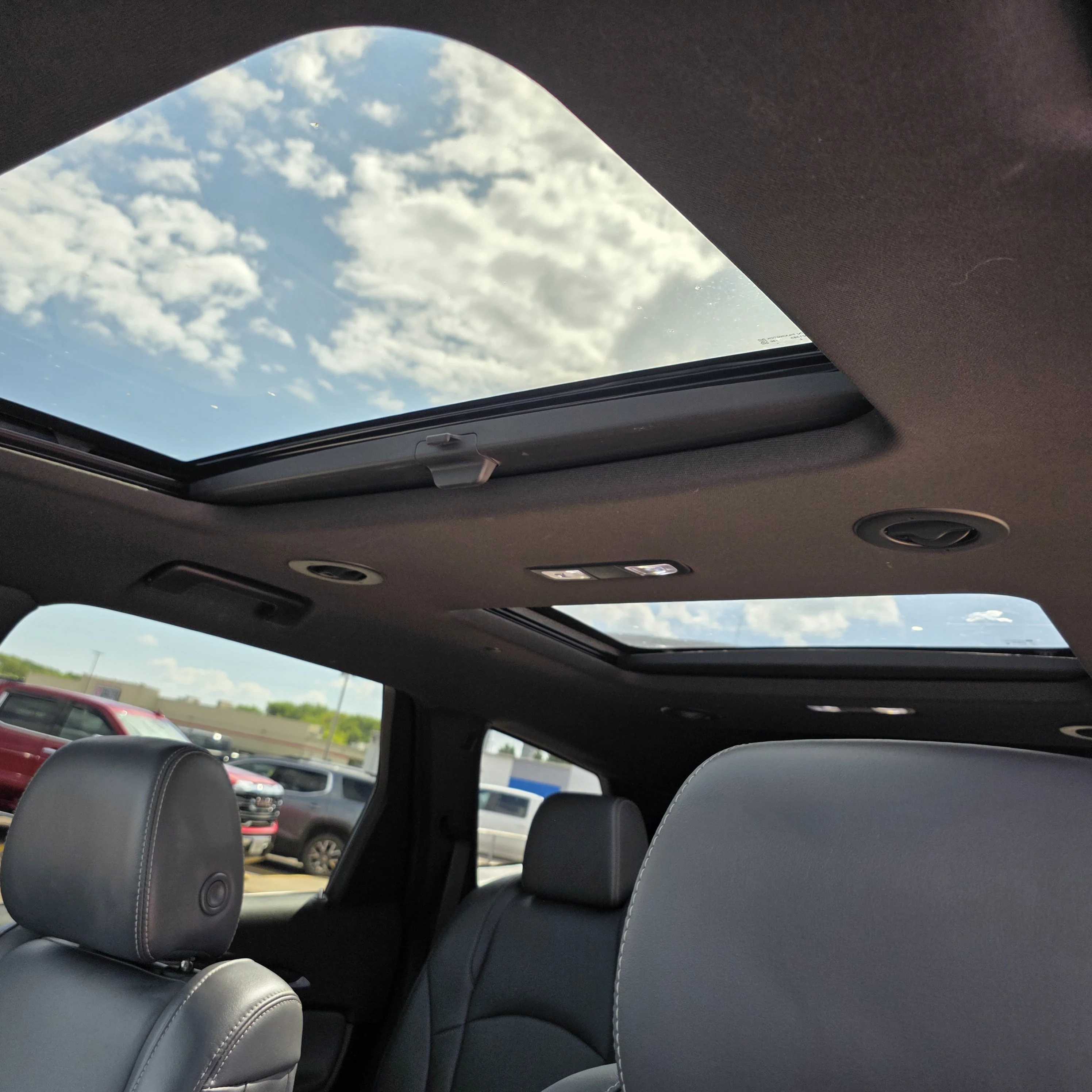 2023 Buick Enclave Essence - Photo 18