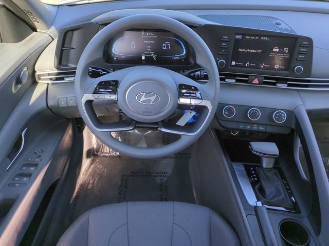 New 2026 Gray Hyundai SE image 40