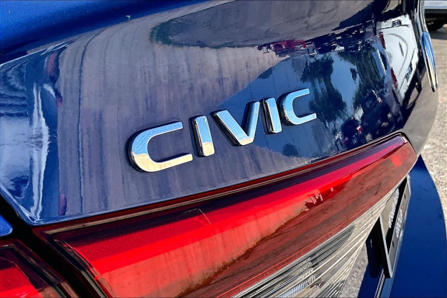 Certified Used 2022 Aegean Blue Metallic Honda EX image 14