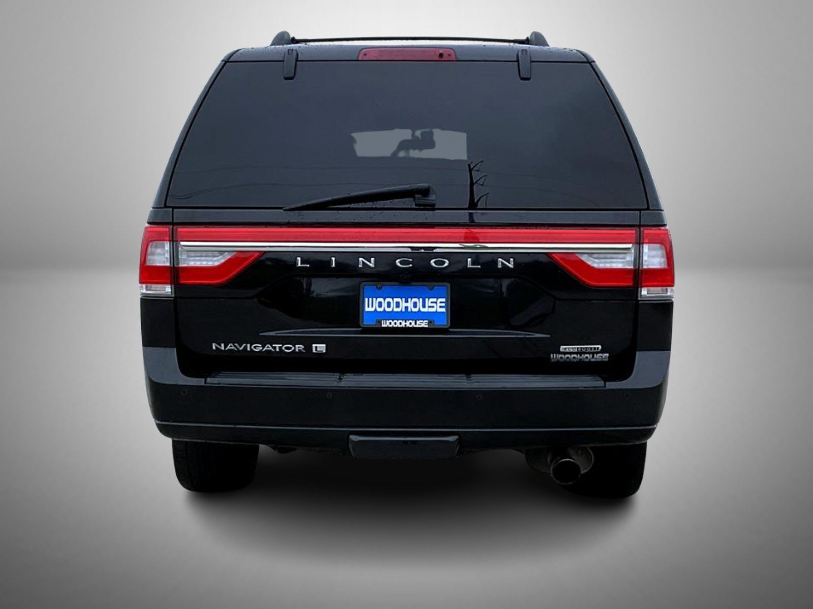 Used 2015 Black Lincoln Base image 6