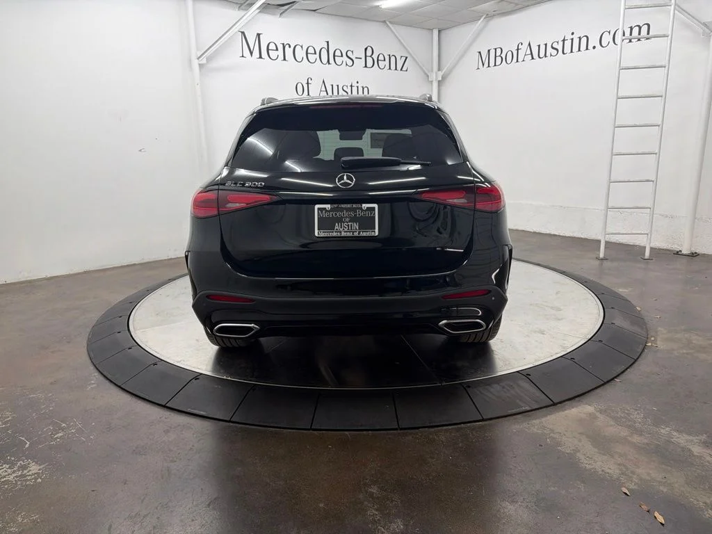 New 2026 Black Mercedes-Benz GLC 300 image 6