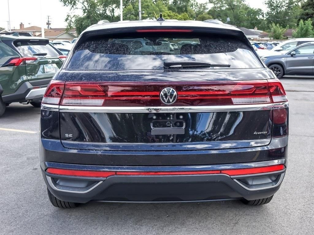 New 2026 Deep Black Pearl Volkswagen 2.0T SE image 5