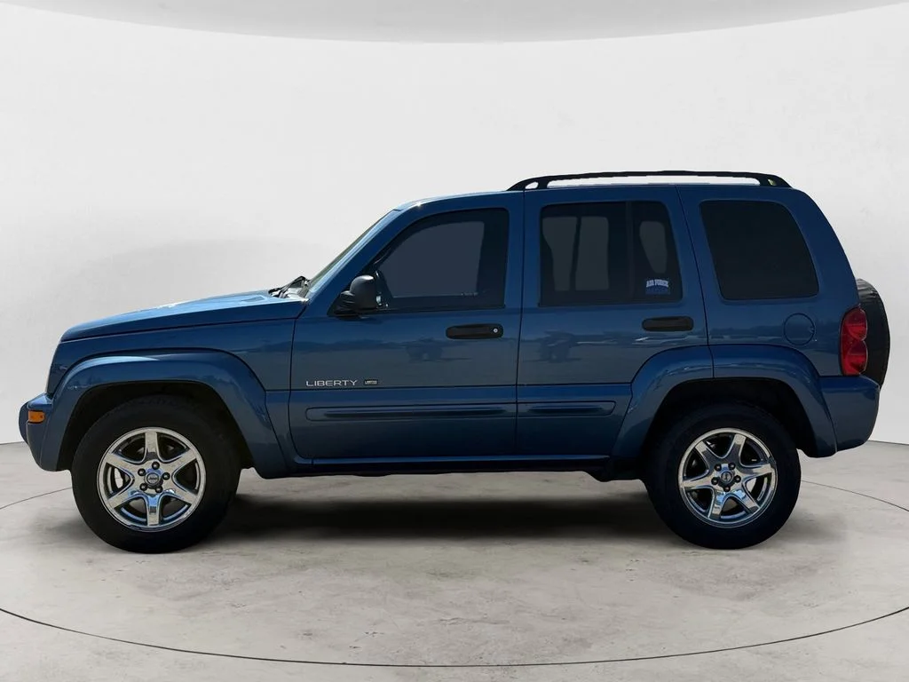 Used 2003 Blue Jeep Limited image 2