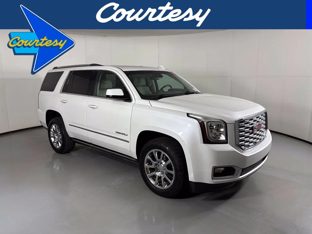 Used 2019 White GMC Denali image 1