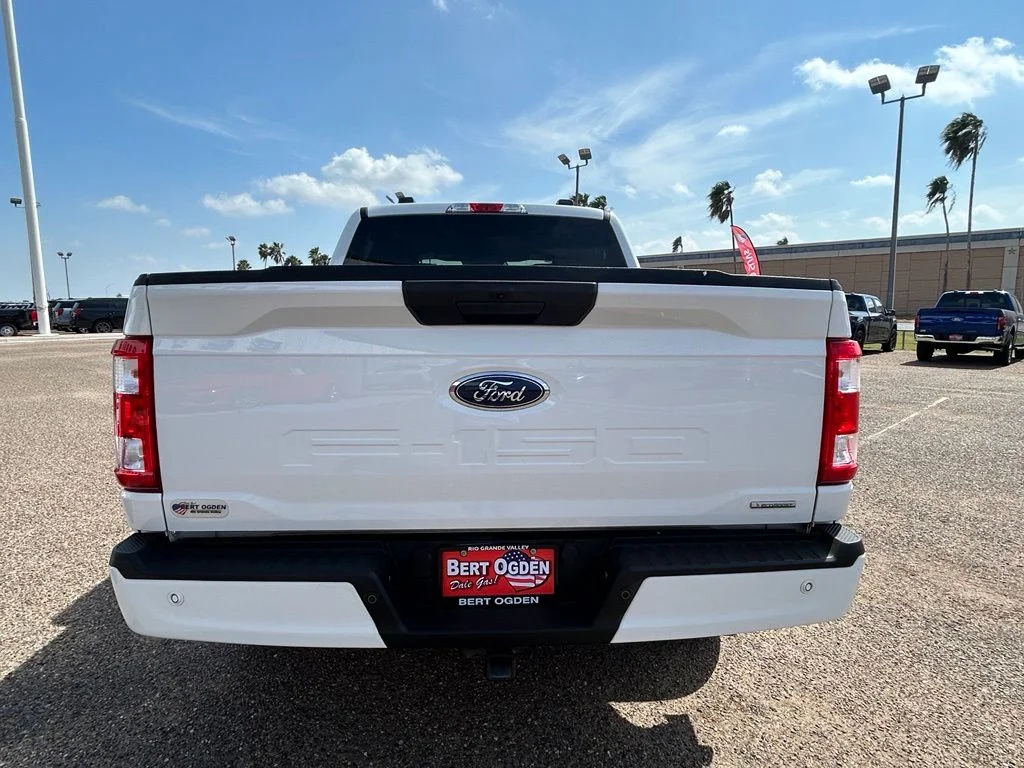 Used 2023 White Ford XL image 5