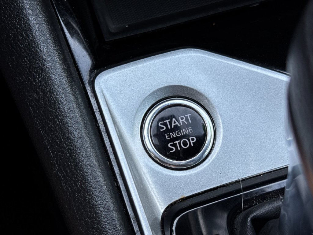 Used 2024 Black Nissan 2.5 SV image 22