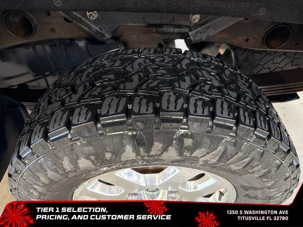 Used 2015 EMERALD GREEN METALLIC GMC SLE image 6