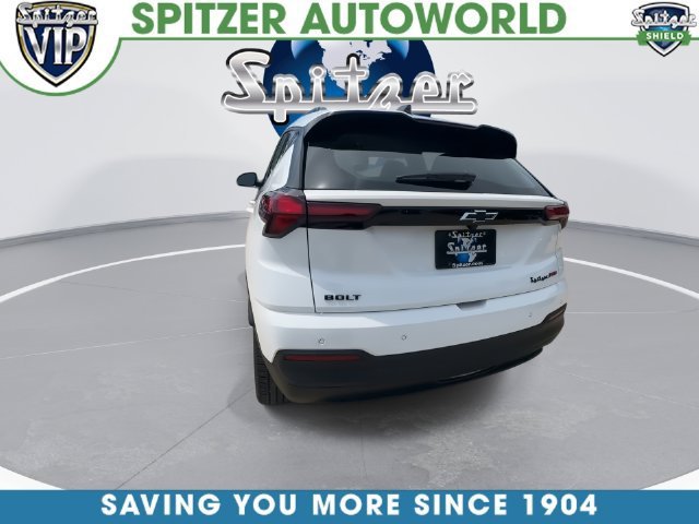 New 2027 Summit White Chevrolet RS image 11
