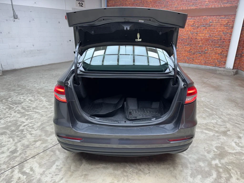 Used 2019 Magnetic Ford S image 23