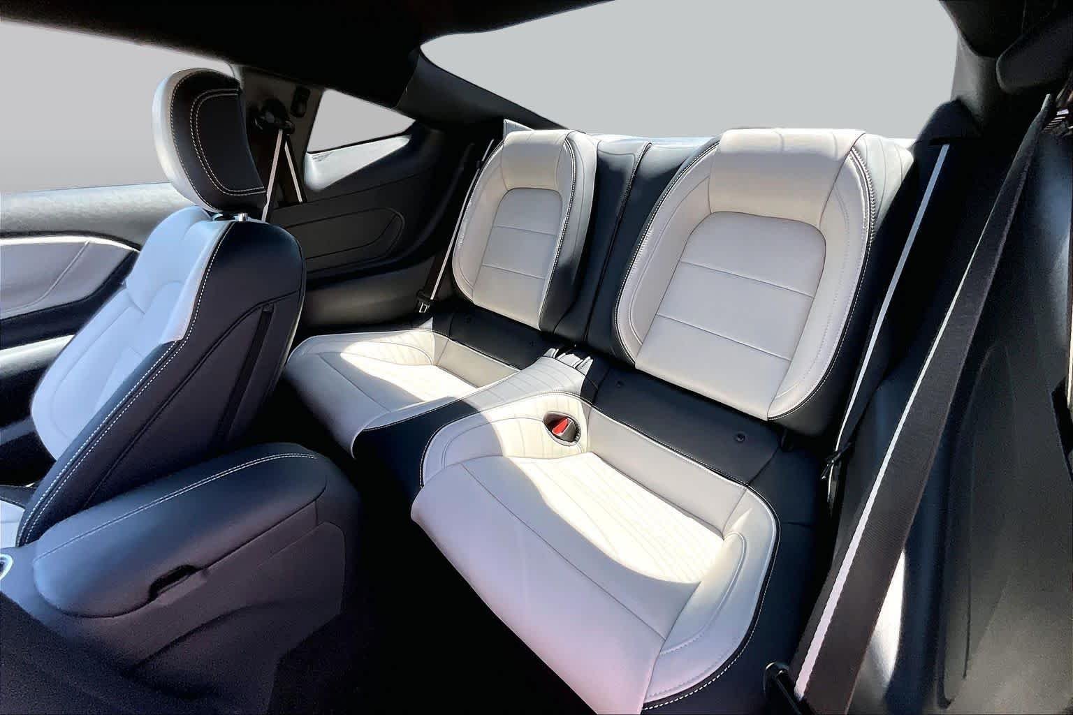 Certified Used 2025 Oxford White Ford GT Premium image 21
