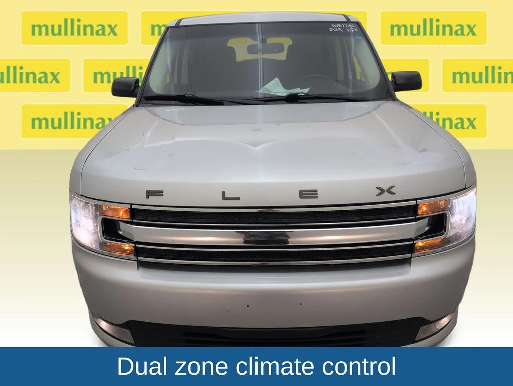 Used 2019 Silver Ford SEL image 13