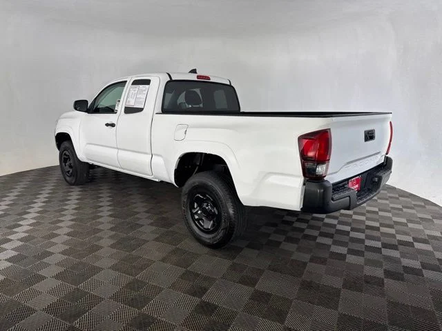 Used 2022 White Toyota SR image 7