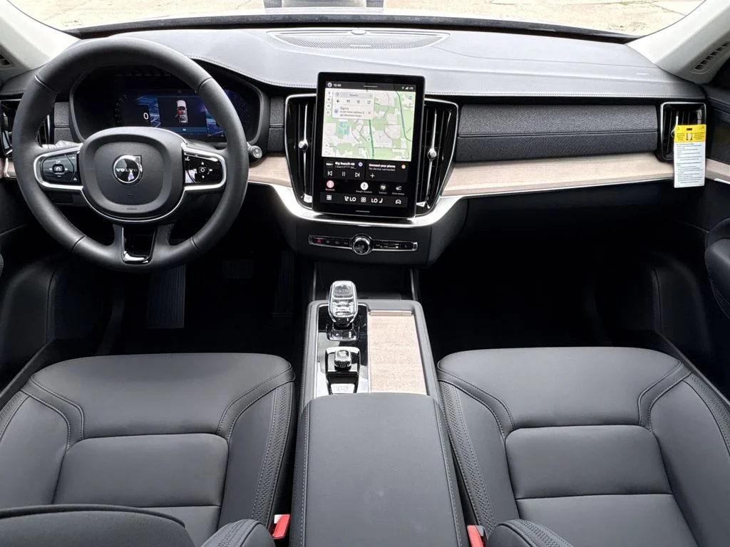New 2026 Aurora Silver Volvo Plus image 26