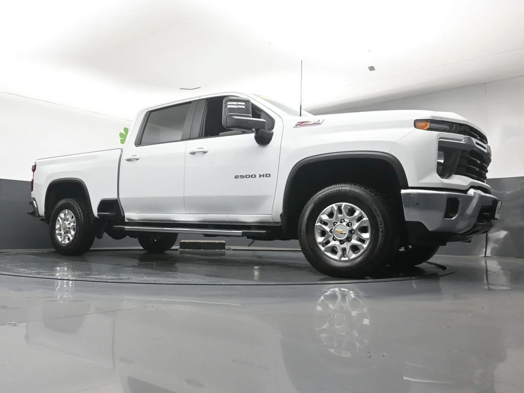 Certified Used 2026 White Chevrolet LT image 27