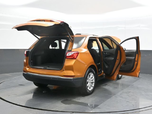 Used 2018 Orange Chevrolet LT image 29