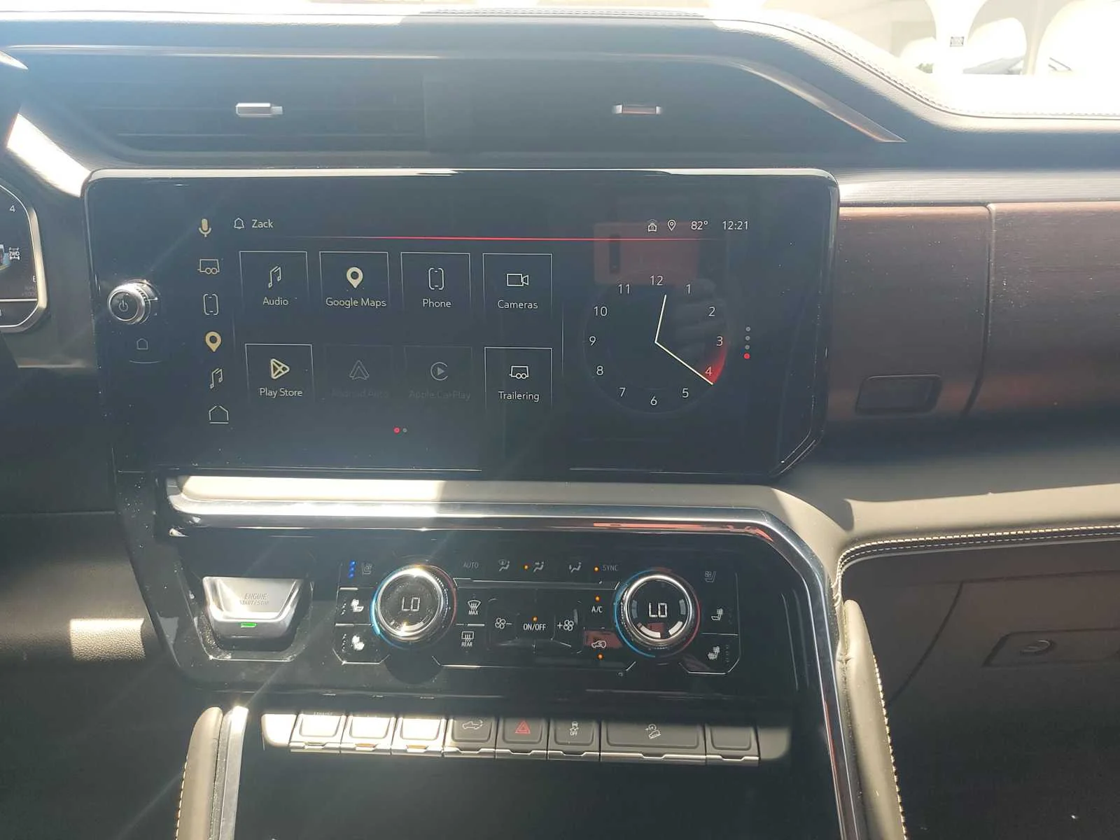 Used 2025 Onyx Black GMC Denali Ultimate image 16