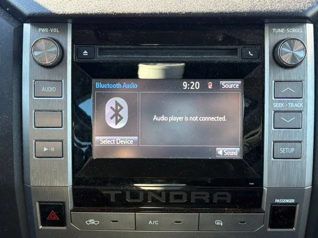 Used 2014 Red Toyota SR image 19