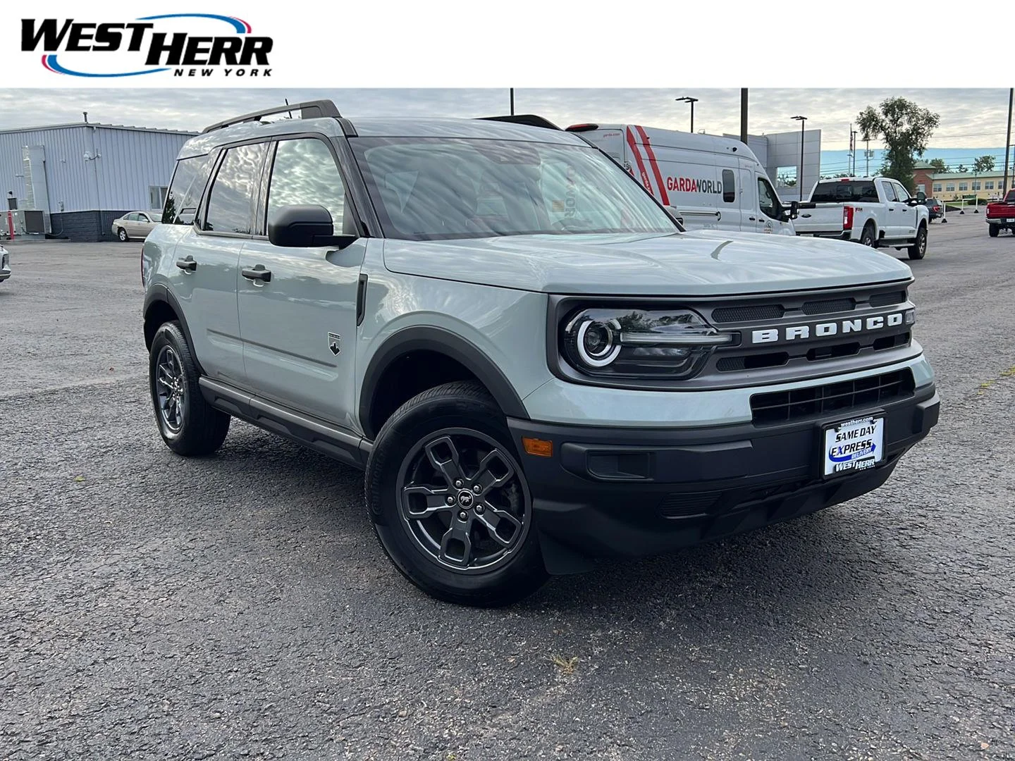 Used 2024 Cactus Gray Ford Big Bend image 1