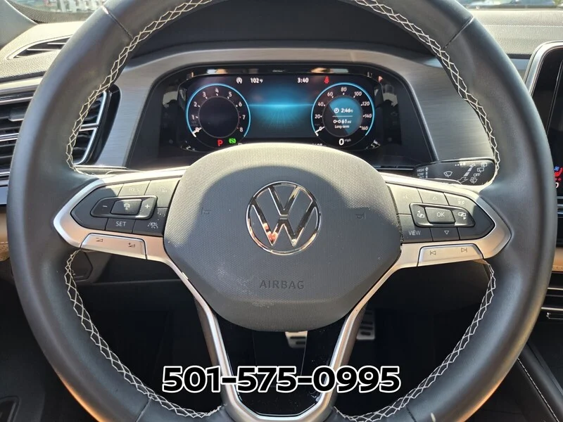 Used 2024 Pure Gray Volkswagen 2.0T SE W/TECHNOLOGY FWD image 31