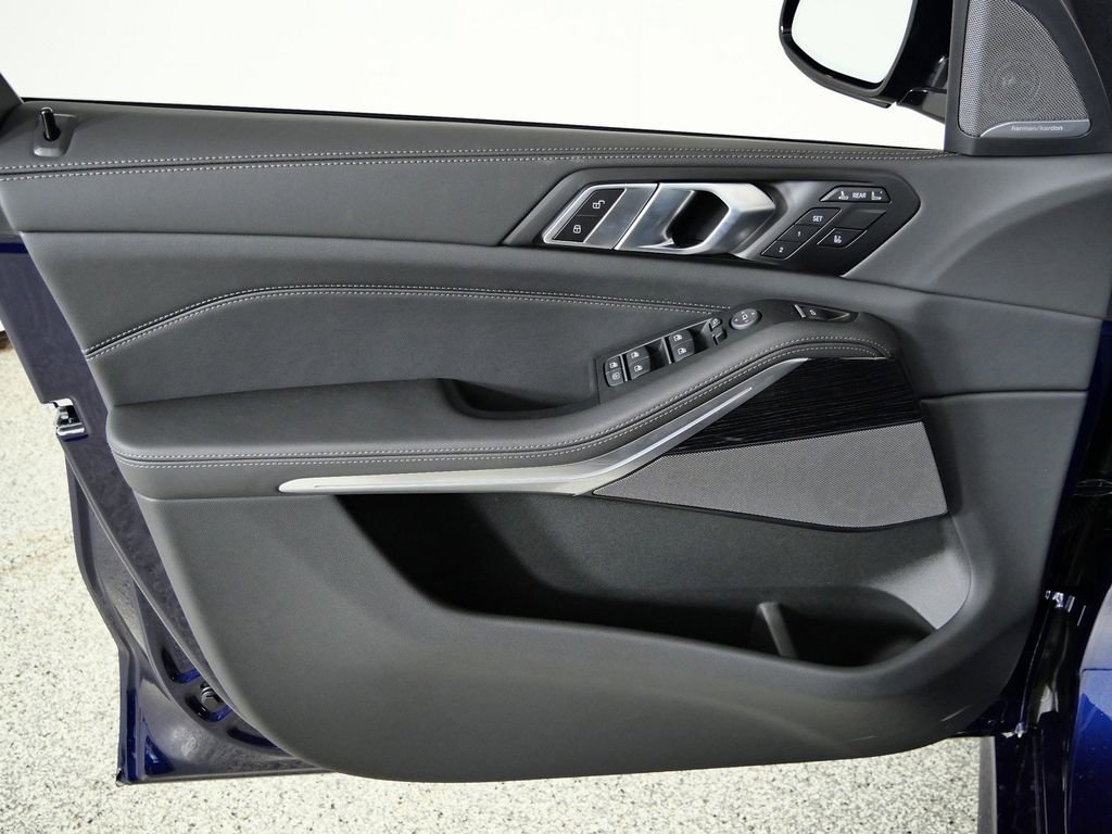 2026 BMW X7 40i - Photo 34