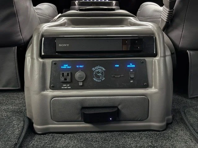 New 2026 Quicksilver Metallic GMC Explorer Limited SE image 43