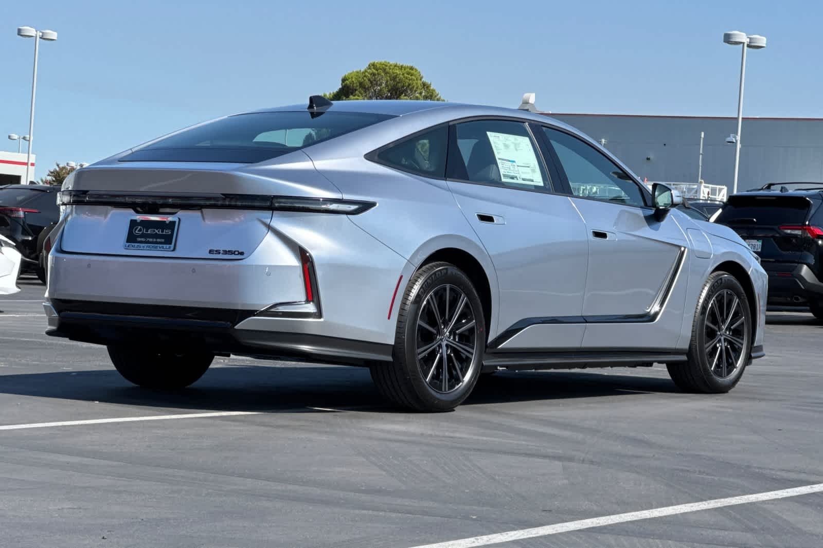 New 2026 Iridium Lexus ES 350e PREMIUM image 2