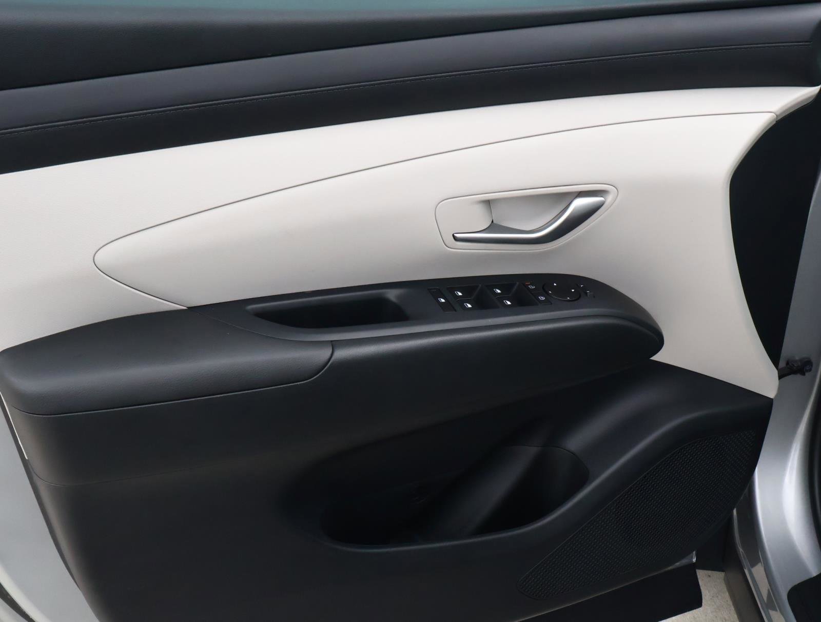 2026 Hyundai Tucson SE - Photo 14