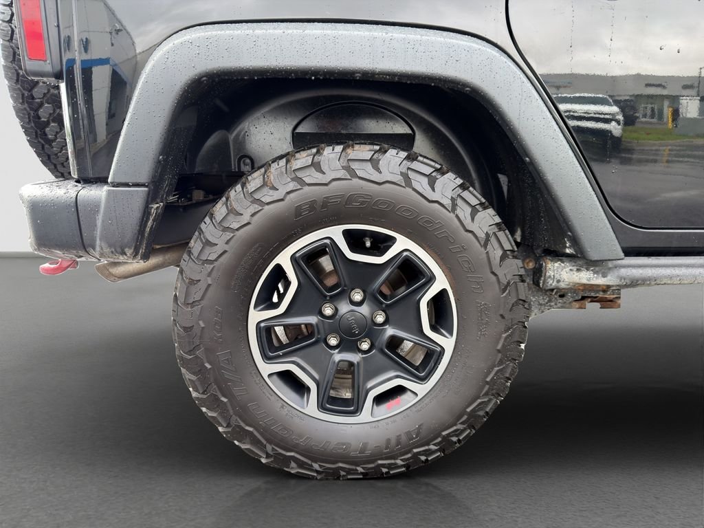 Used 2016 Black Jeep Unlimited Rubicon image 22