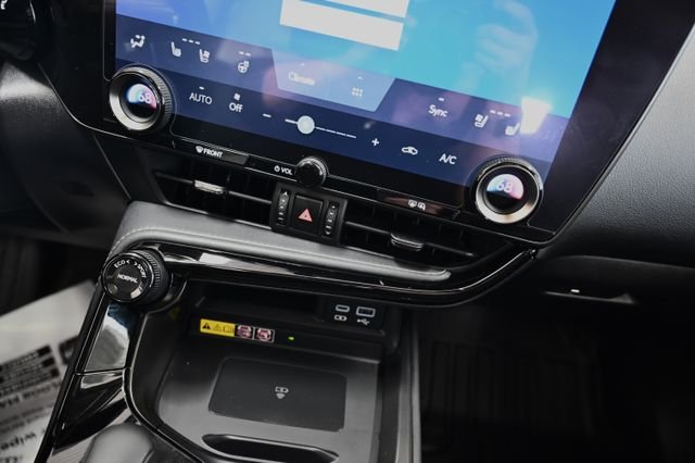 2022 Lexus NX 350 - Photo 18