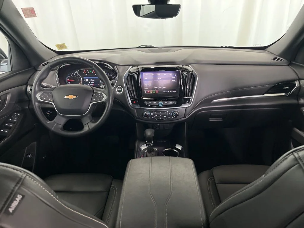 Used 2023 Black Chevrolet LT Leather image 9