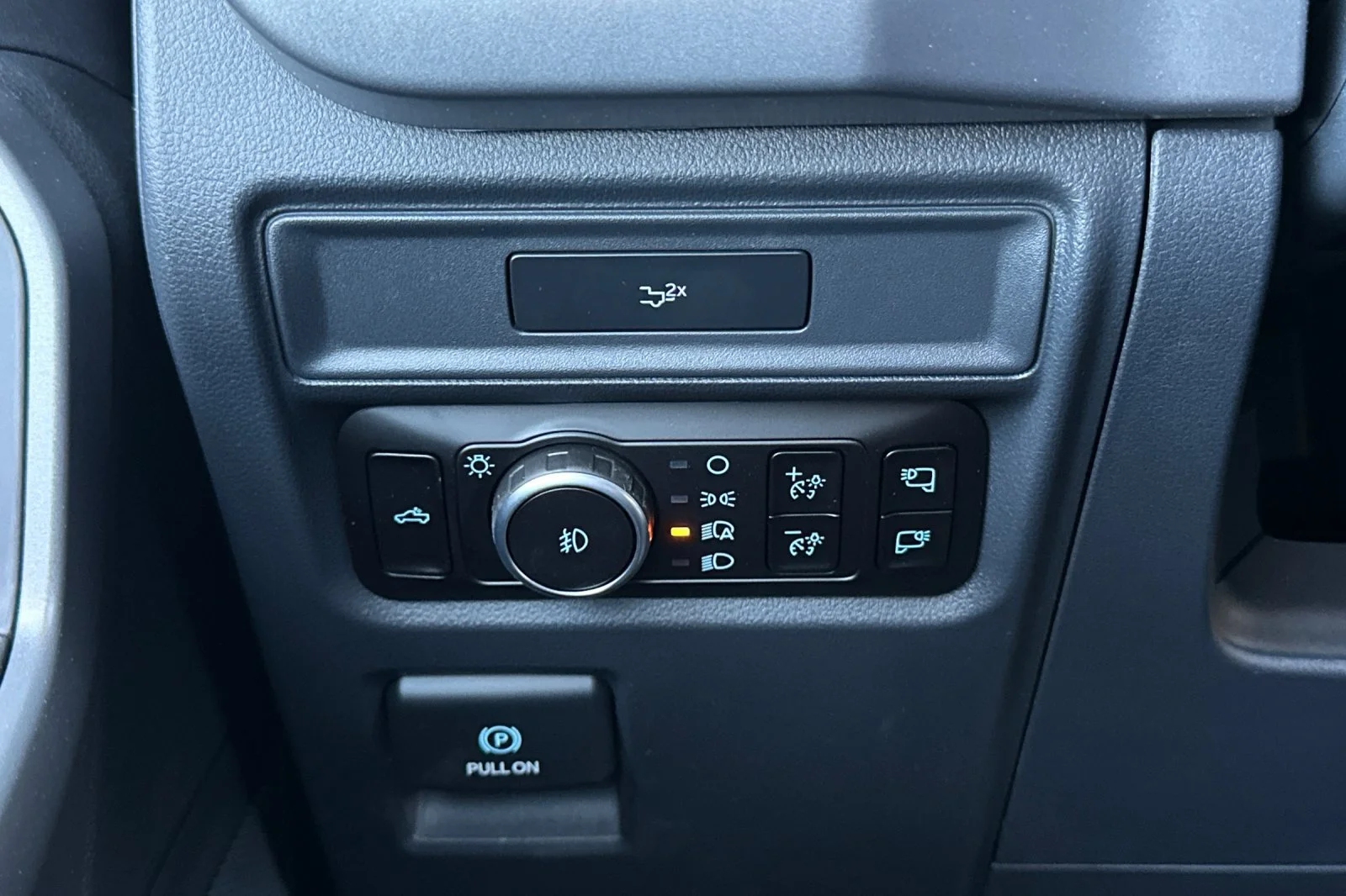 New 2026 Oxford White Ford XLT image 26