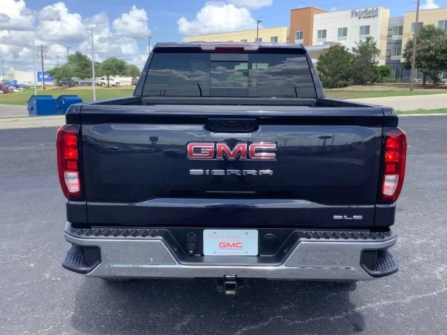 Certified Used 2026 Titanium Rush Metallic GMC SLE image 6