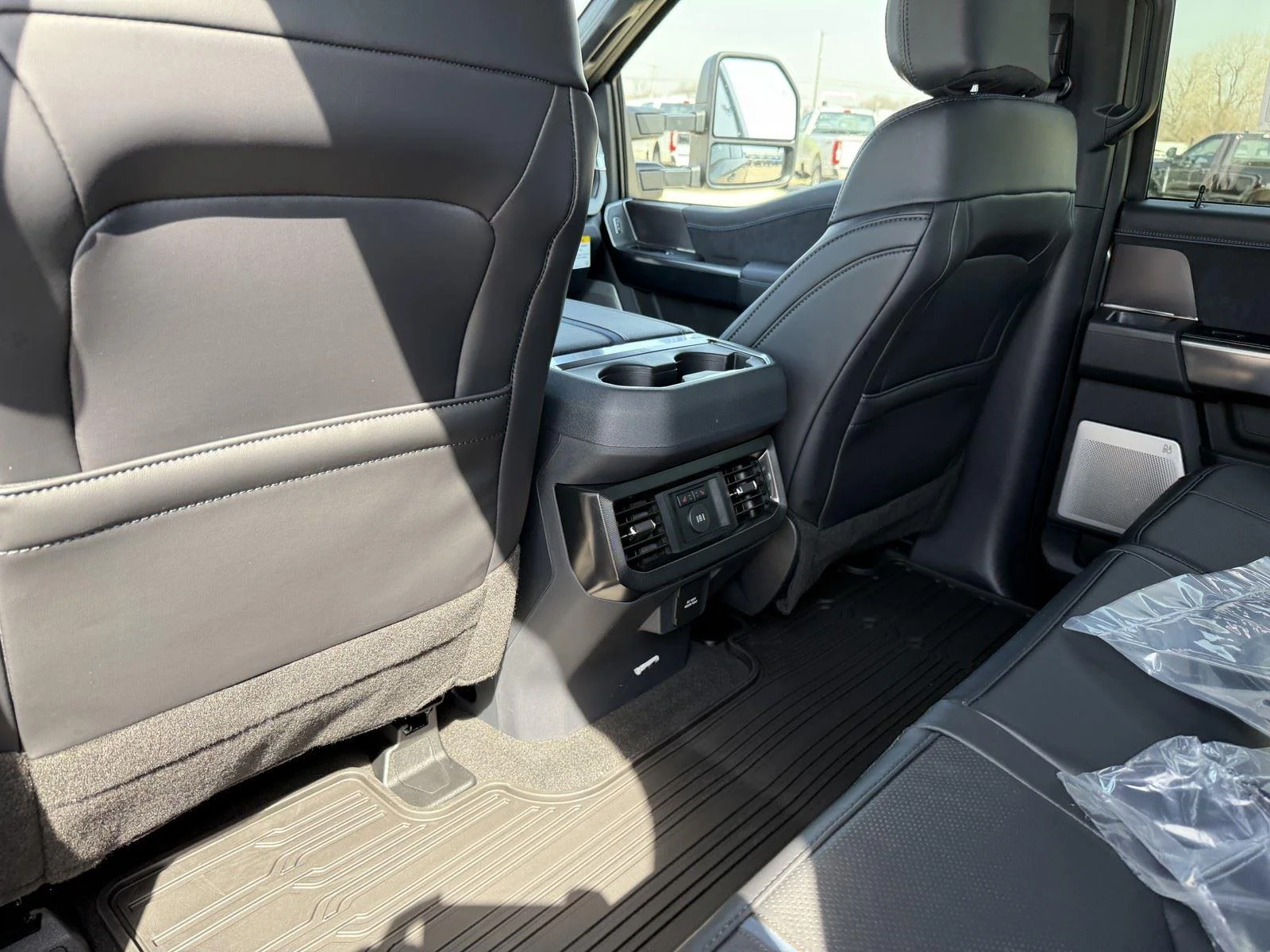 New 2026 Carbonized Gray Metallic Ford F-250® Platinum® image 32