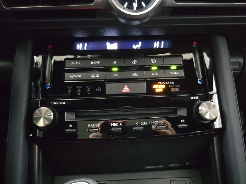 Used 2022 Silver Lexus 300 image 22