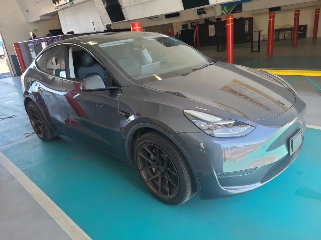 Used 2020 Gray Tesla Long Range image 1