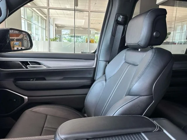 New 2026 Blue Jeep Limited Altitude image 16