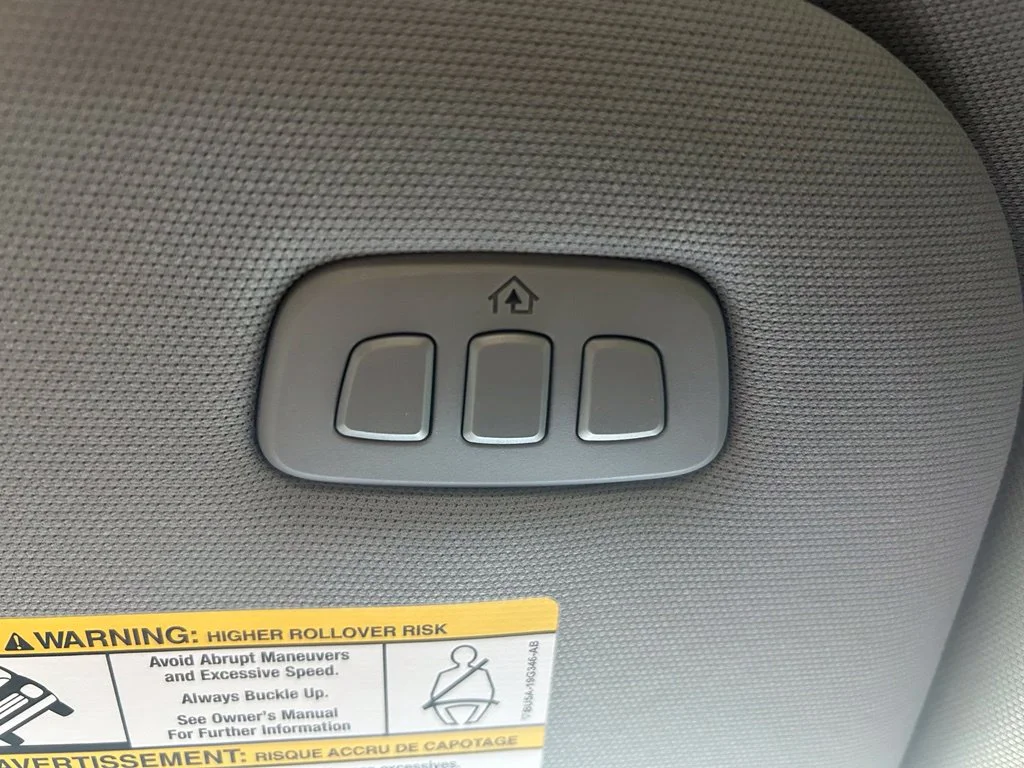 Used 2025 White Ford XL image 59