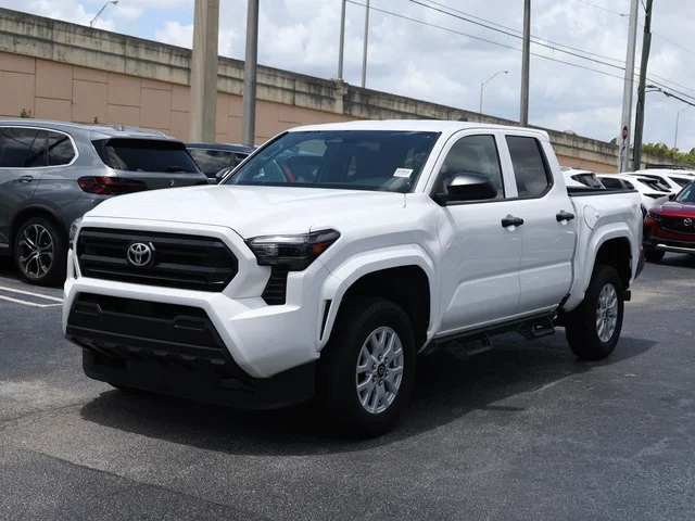 2025 Toyota Tacoma SR