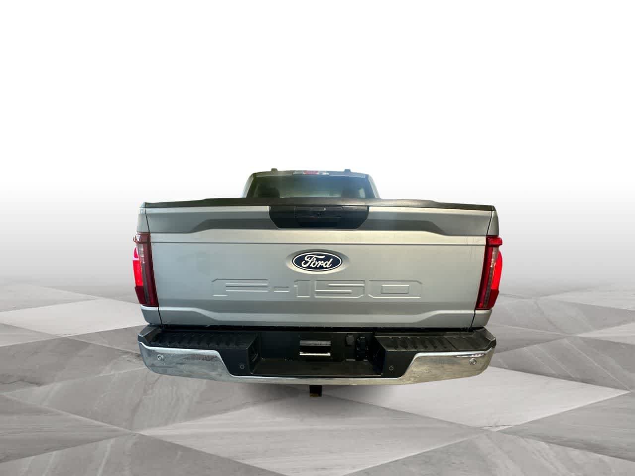 Used 2025 Iconic Silver Metallic Ford XLT image 7