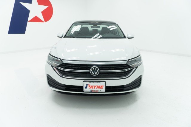 3VW7M7BU9RM051077