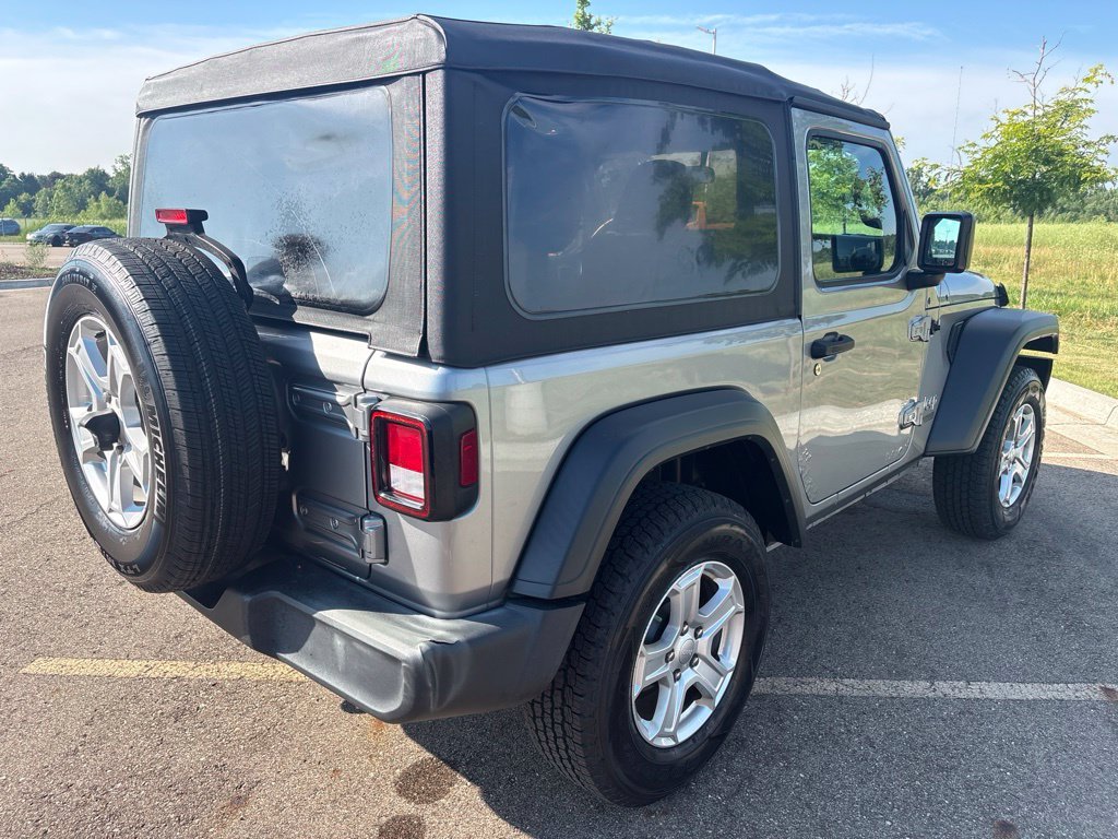 Used 2019 Silver Jeep Sport S image 7